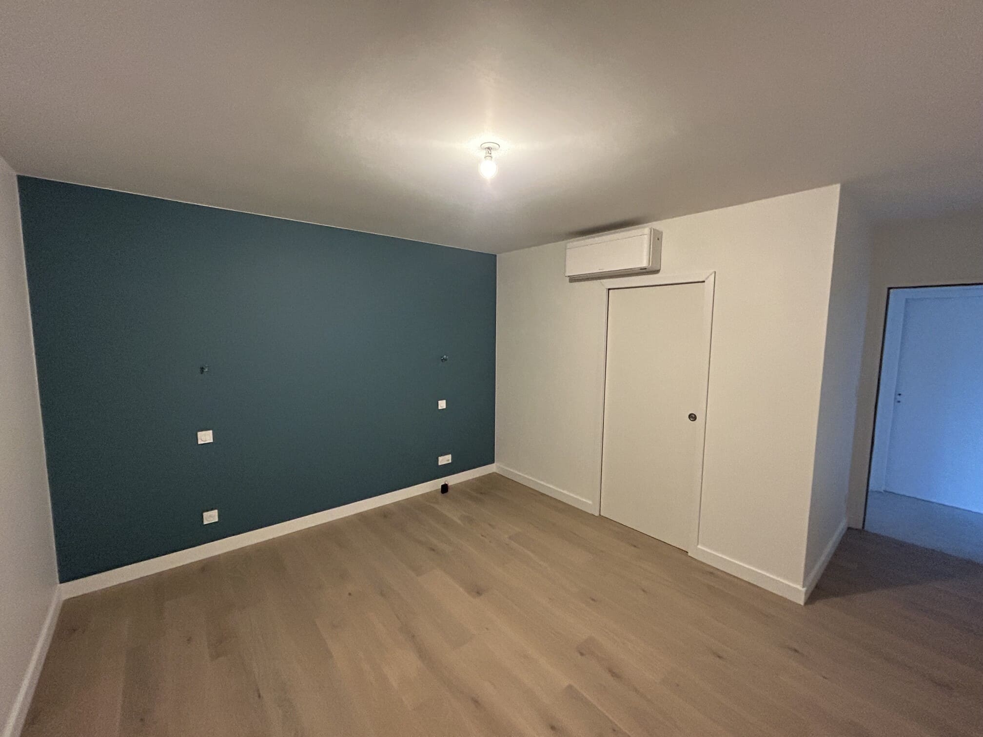 Traitement ponts thermiques plafond haussmannien